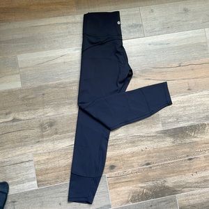 Lululemon In Movement Hi-Rise 25” Everlux leggings